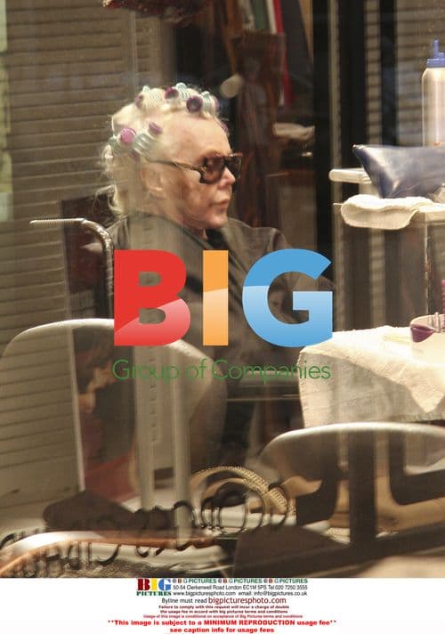Zsa Zsa Gabor Leaves Salon with Husband