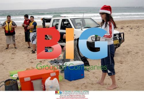 Aussies Celebrate Christmas at Beach