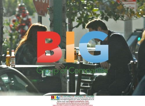 Keanu Reeves Dines at Poquito Mas