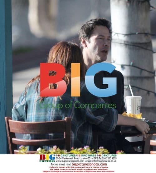 Keanu Reeves Dining at Poquito Mas Restaurant