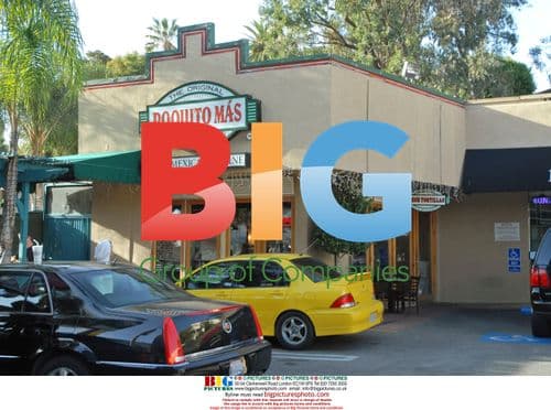 Keanu Reeves Dining with Friend