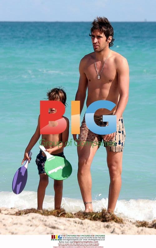 Raul Gonzales Blanco spends afternoon at Ritz-Carlton beach with sons
