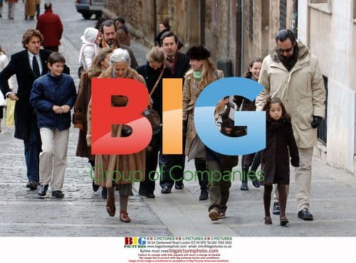 Jaime of Marichalar attends father's mass with children