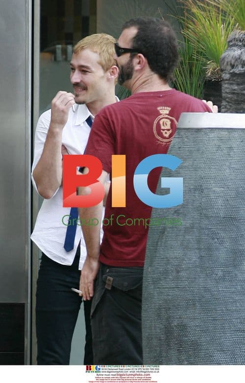 Daniel Johns and Paul Mac Smoking in Sydney