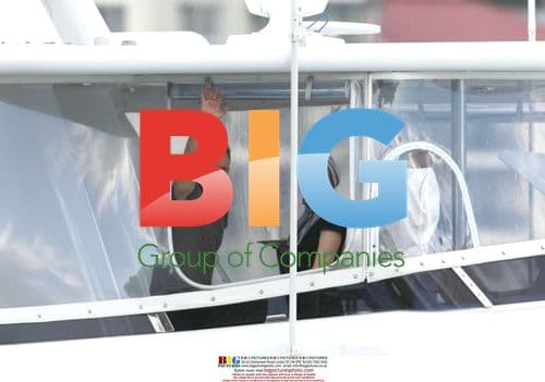 Sting and Family Arrive in Sydney for Holiday