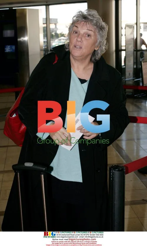 Tyne Daly Departs LAX After Holidays