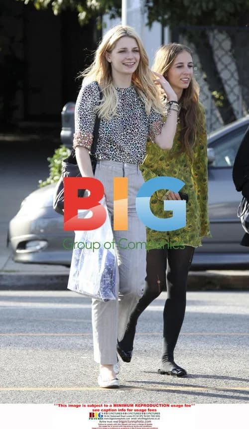 Mischa Barton Smokes Marijuana After Rehab