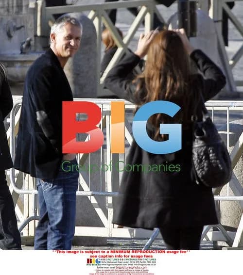 Gary Lineker and Danielle Bux enjoy romantic Rome getaway
