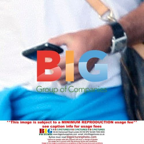 Newlyweds Pietersen and Taylor at LAX