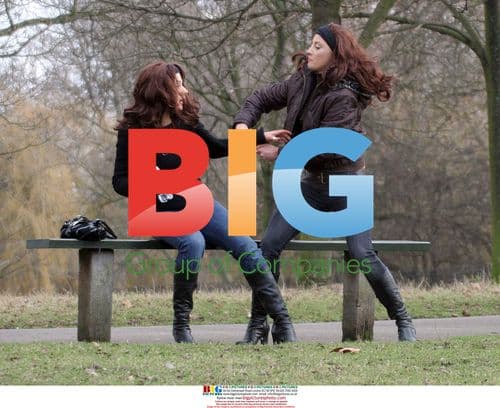 The Cheeky Girls' Park Argument and Makeup