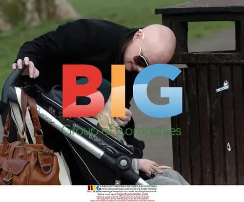 Gail Porter spotted out with daughter
