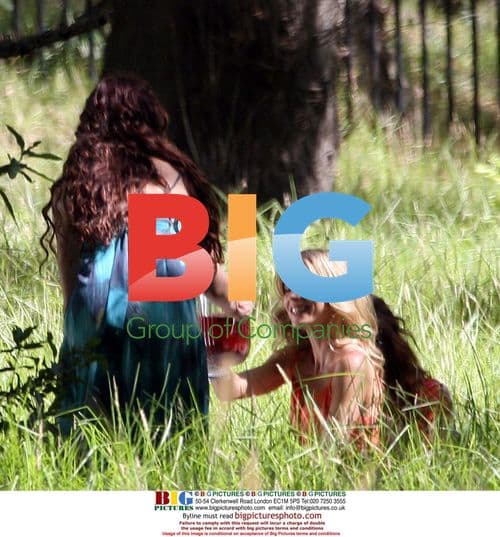 Top Models in Marks & Spencer ad campaign