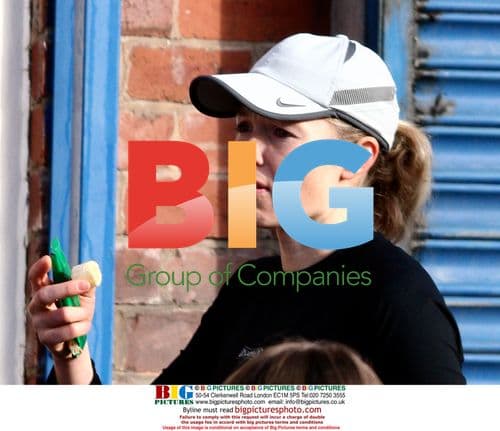 Nell McAndrews in Dewsbury 10k