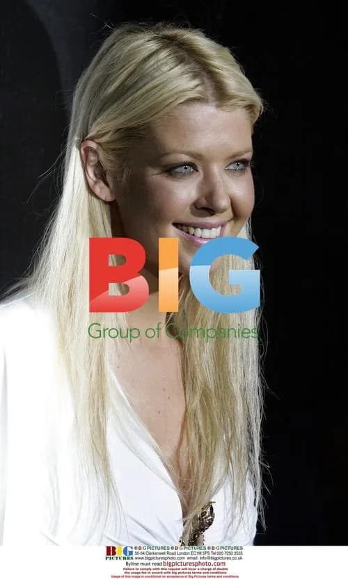 Tara Reid at MarketAmerica Super Bowl Party