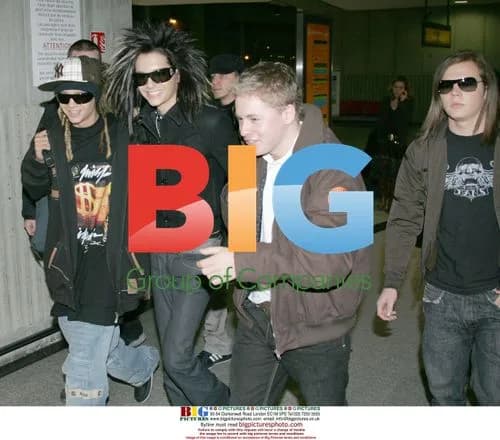 Tokio Hotel Band Leaves France