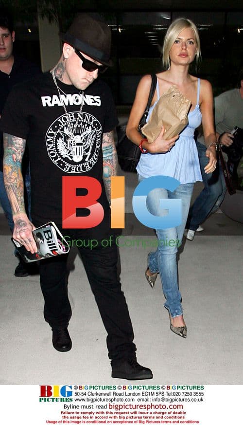 Joel Madden with Mystery Blonde at Cafe