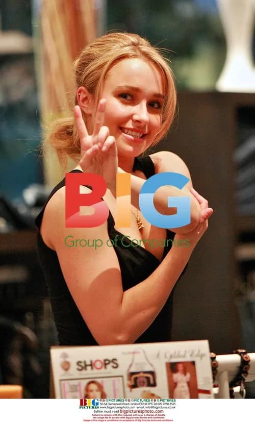 Hayden Panettiere Shopping in Beverly Hills