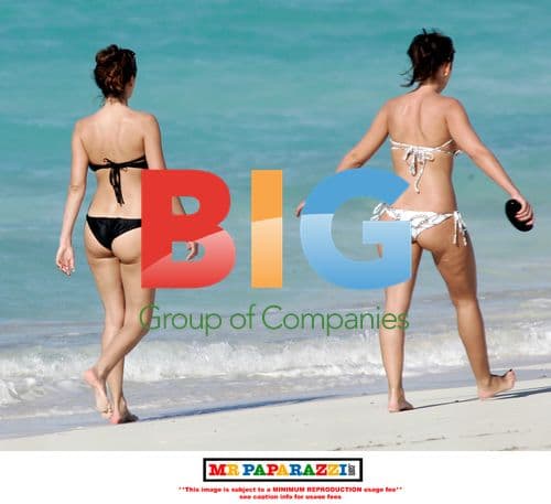 Kelly Brook on Caribbean Vacation