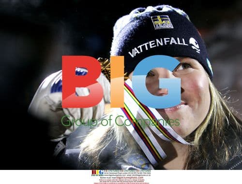 Anja Parson Wins Women's Super G