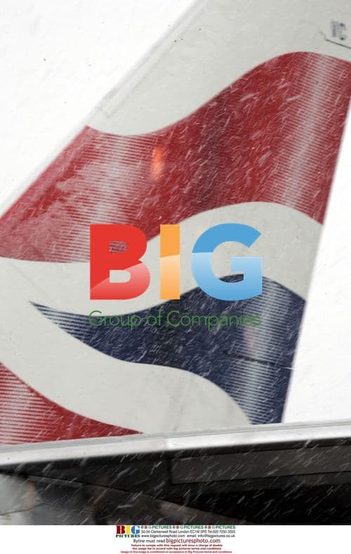 BA planes being de-iced at Heathrow