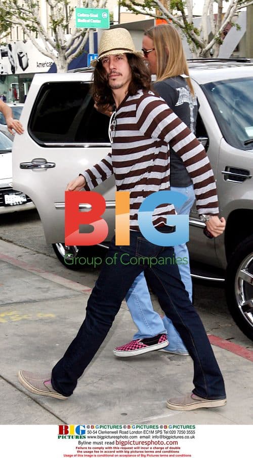 Mischa Barton's boyfriend Cisco Adler on shopping trip