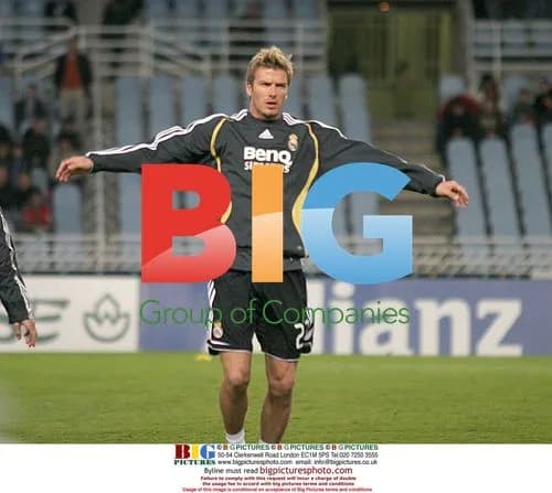 Footballer David Plays Again
