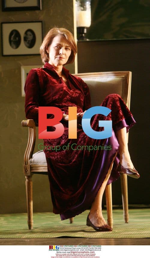 Charlotte Rampling in "La Danse De Mort" Play