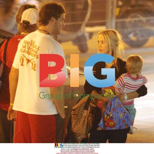 Lleyton Hewitt with wife Bec and daughter Mia