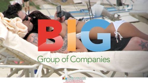 Nicole Richie and Joel Madden in Mexico