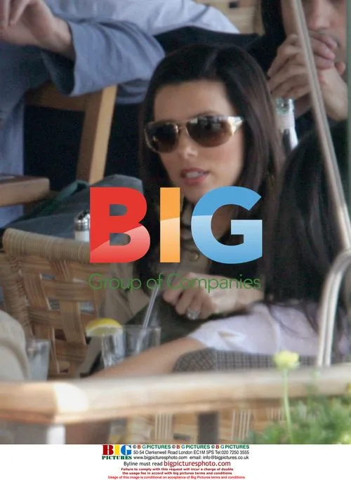 Eva Longoria Out for Lunch in Los Angeles