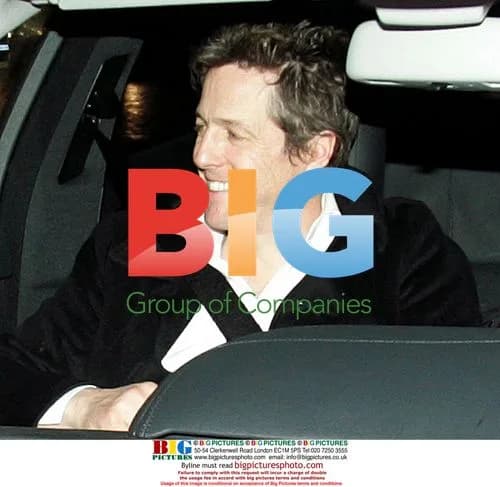 Hugh Grant arriving in Rome to promote 'Music and Lyrics'