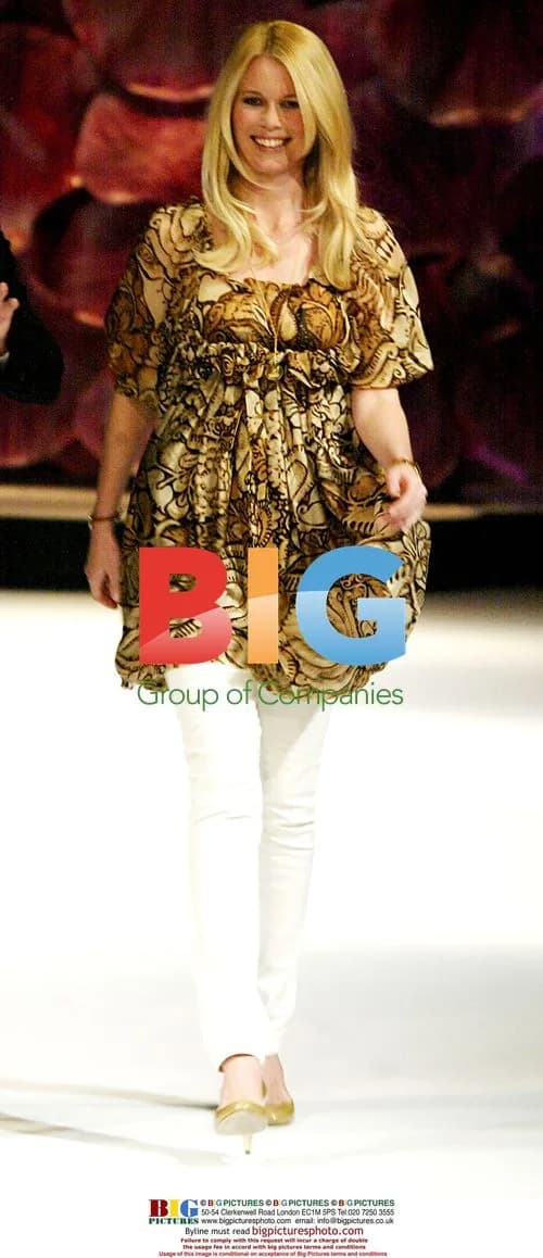 Claudia Schiffer at Liverpool Santa Fe Fashion Show
