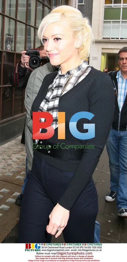 Gwen Stefani Arriving at Radio One