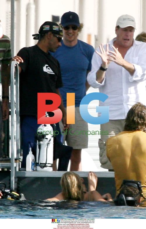 Kate Hudson and Matthew McConaughey on Fool's Gold Set