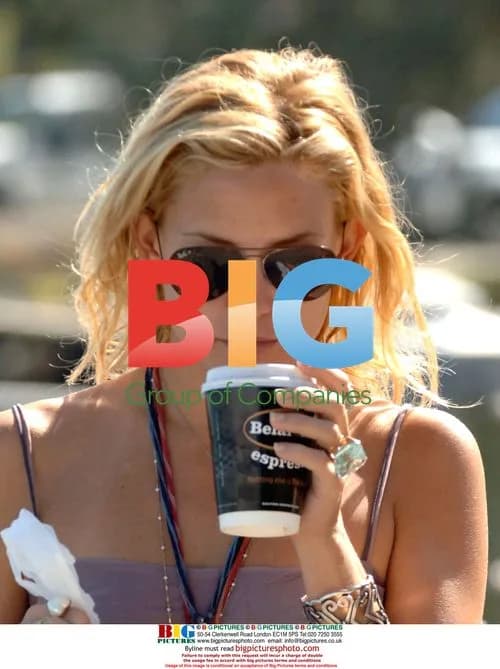 Kate Hudson Spotted on Morning Stroll
