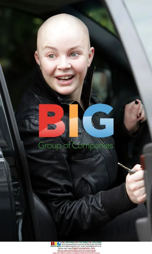 Gail Porter Arrives Home After Shopping