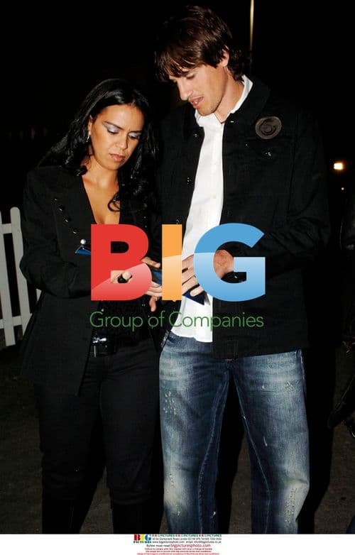 Barcelona players attend Cirque de Soleil