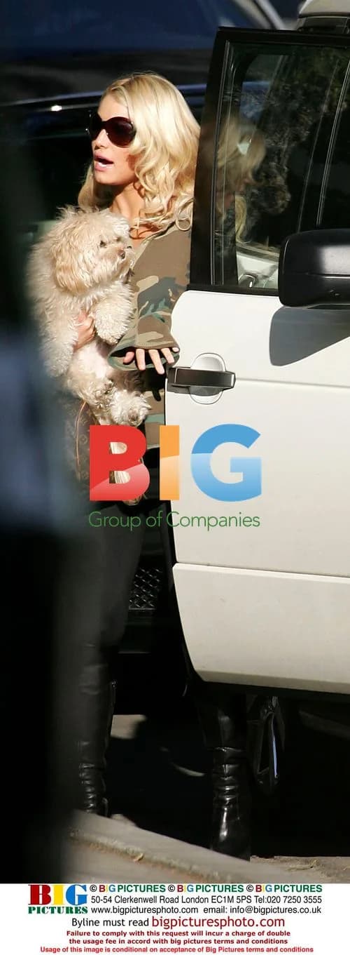 Jessica Simpson Films Funny Pizza Hut TV Commercial