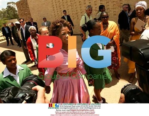 Oprah Winfrey opens girls' leadership academy in South Africa