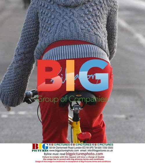 Heather Mills doused photographer with water