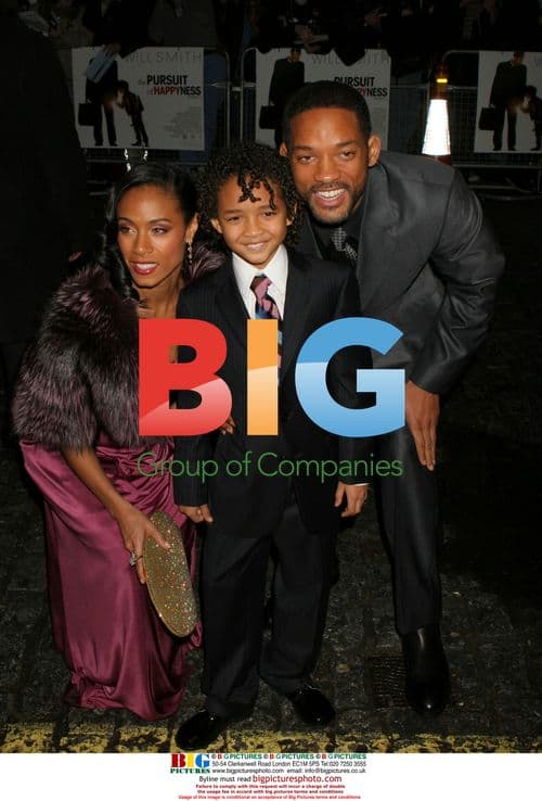 Will, Jada, and Jaden Smith at Happyness Premiere