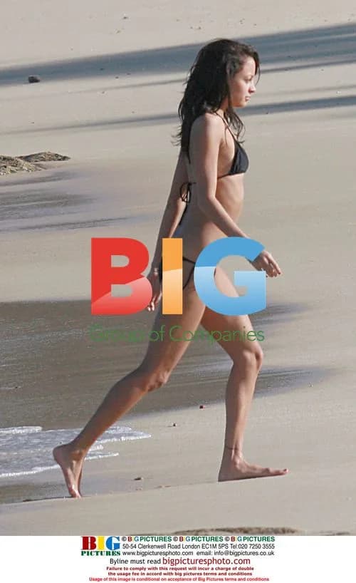 Nicole Richie and Joel Madden in Mexico