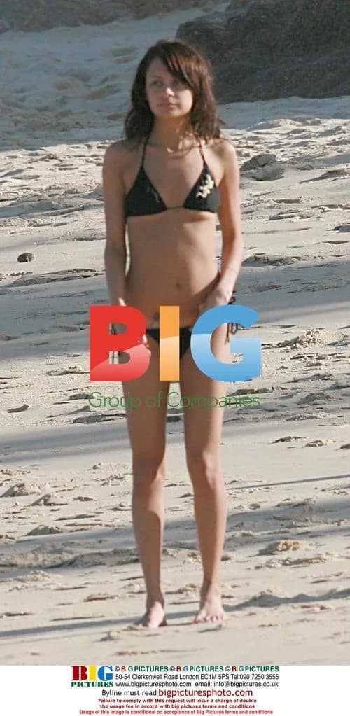 Nicole Richie and Joel Madden in Mexico