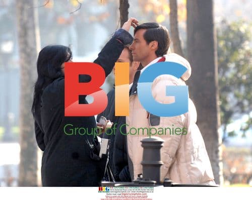 Jackman, McGregor & Williams on 'The Tourist' Set