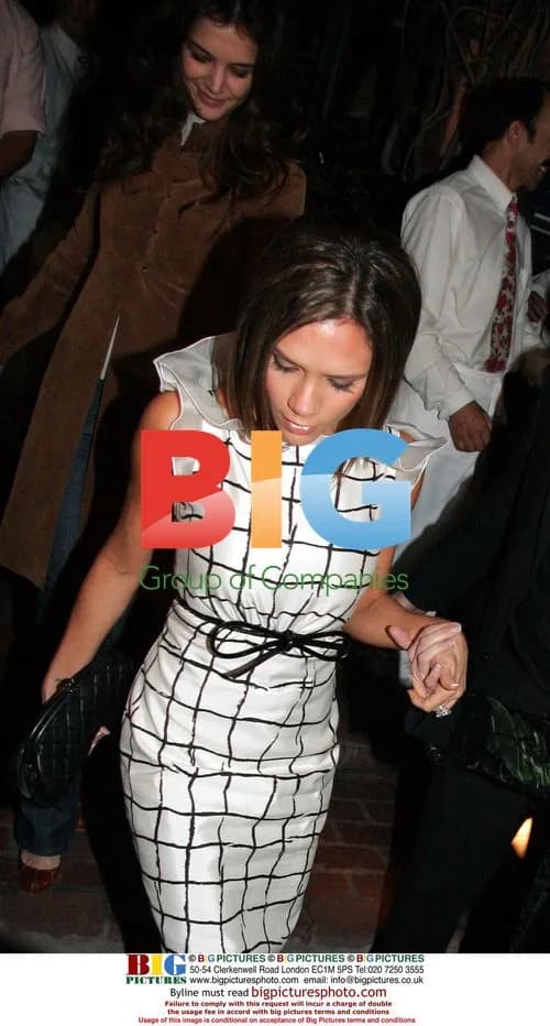 Katie Holmes and Victoria Beckham Dine at The Ivy