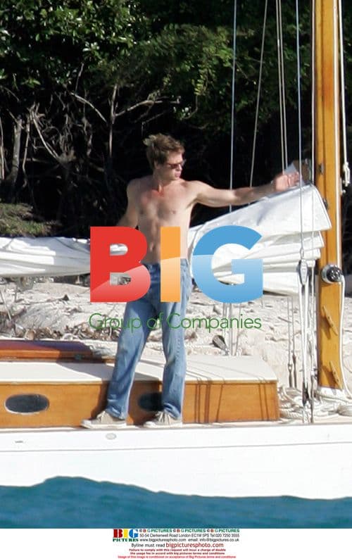 Brad Pitt and Cate Blanchett on set of "The Curious Case of Benjamin Button"