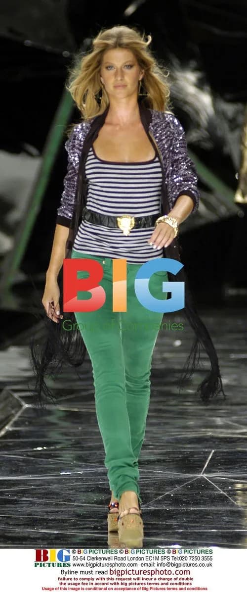 Gisele Bundchen at Fashion Rio Show