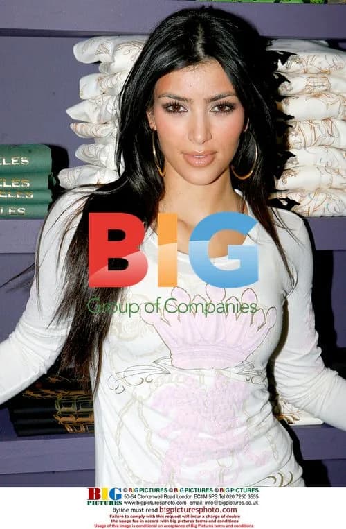 Kim Kardashian Shops at Ed Hardy in LA