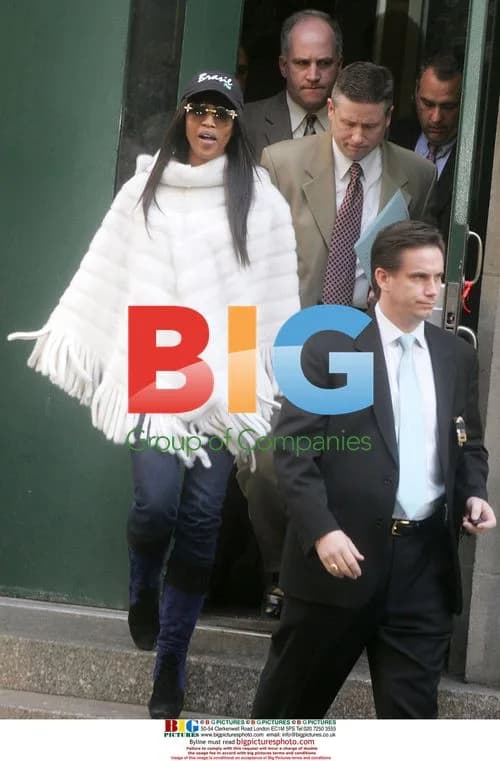 Naomi Campbell Leaving Police Station