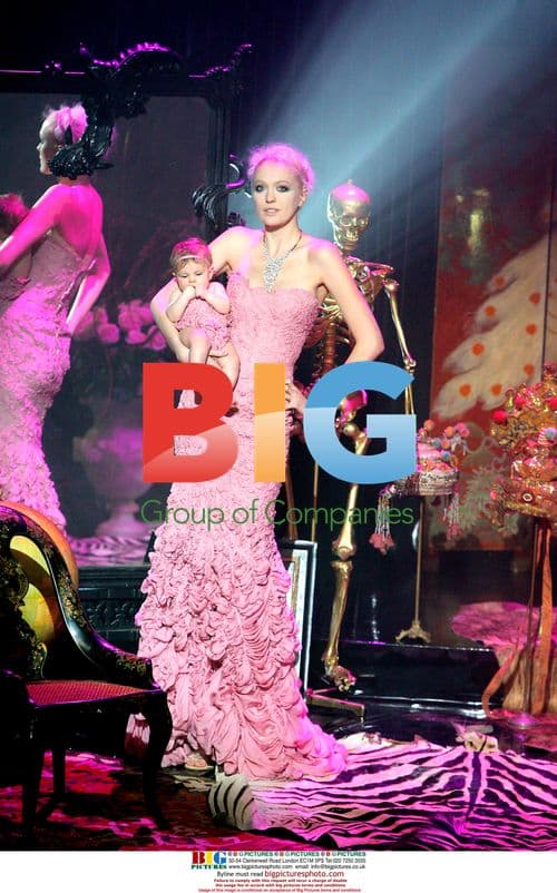 Franck Sorbier Fashion Show 2007